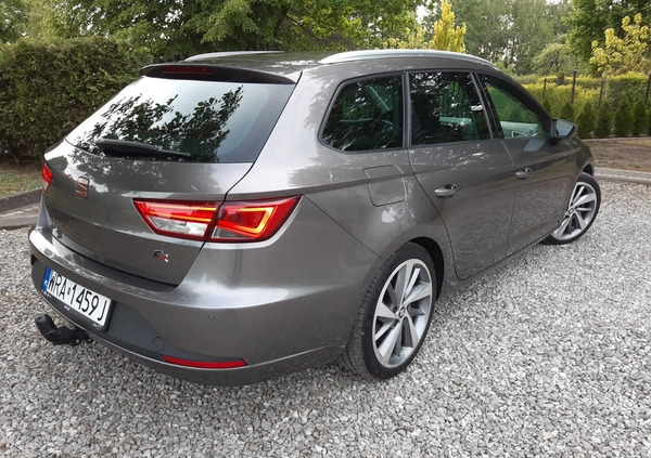 Seat Leon cena 52300 przebieg: 218000, rok produkcji 2015 z Radom małe 631